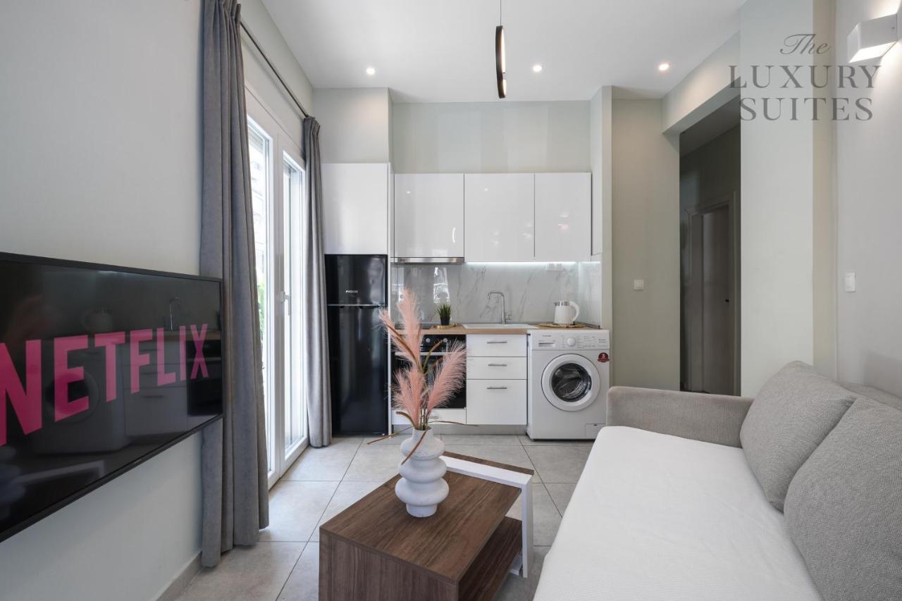 Mavili, The Luxury Suites Thessaloniki Exterior photo